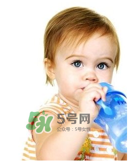 寶寶脫水怎么補水？寶寶脫水怎么辦？