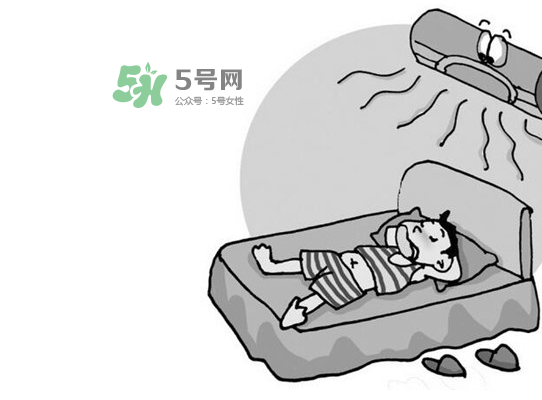 開(kāi)空調(diào)為什么要放一盆水？開(kāi)空調(diào)要放一盆水嗎？