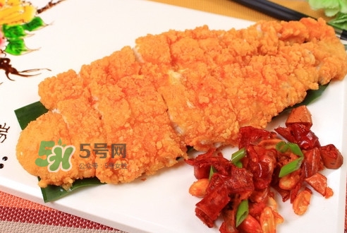 金鱒魚(yú)清蒸為什么變黑？食用金鱒魚(yú)有什么好處