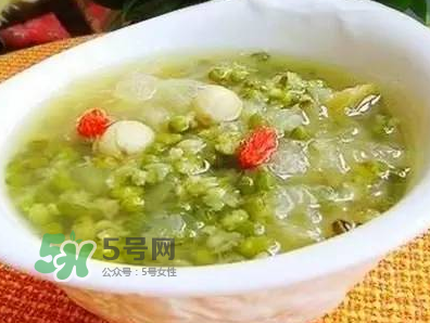 寶寶能喝綠豆水嗎？寶寶能喝綠豆湯嗎？