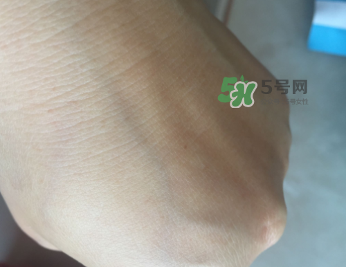透真玻尿酸保濕精華液怎么樣？透真玻尿酸保濕精華液好用嗎？