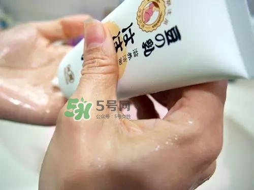 親潤孕婦護(hù)膚品怎么樣？親潤豆乳補(bǔ)水系列好用嗎？