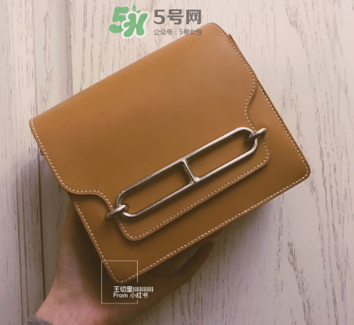 hermes roulis尺寸多大？愛(ài)馬仕豬鼻子包尺寸有幾種？