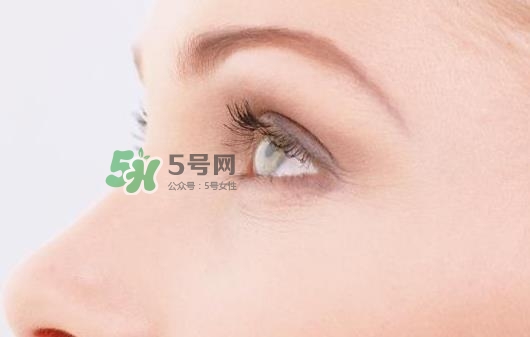 8月份可以割雙眼皮嗎？幾月份割雙眼皮最好？