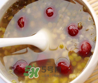 綠豆湯能防中暑嗎？喝綠豆湯能預(yù)防中暑嗎？