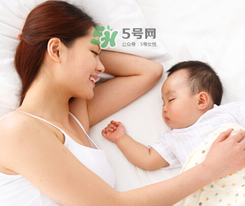 三伏天坐月子可以出門嗎？坐月子多久可以出門？