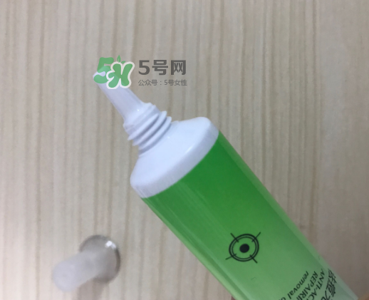 雪完美祛痘精華怎么樣？雪完美祛痘精華好用嗎？