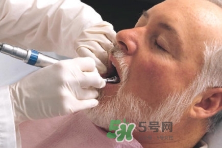 牙齒松動(dòng)吃什么藥有效？牙齒松動(dòng)是缺鈣嗎
