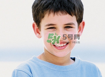 牙齒有縫隙可以補(bǔ)嗎？牙齒縫隙大能補(bǔ)嗎