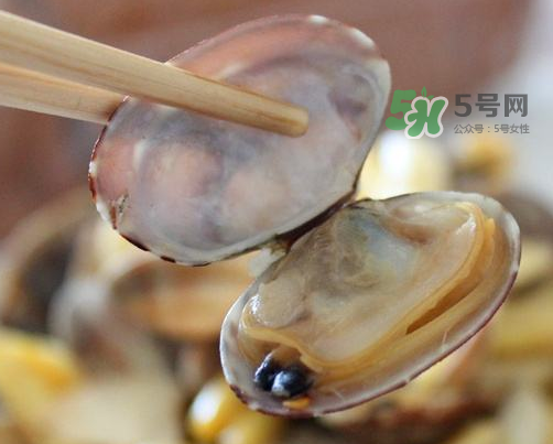 花蛤里面的黑色像屎能吃嗎？花蛤里面的黑色能吃嗎？