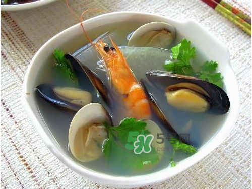 花蛤開(kāi)口了還能吃嗎？花蛤開(kāi)口不動(dòng)還能吃嗎？