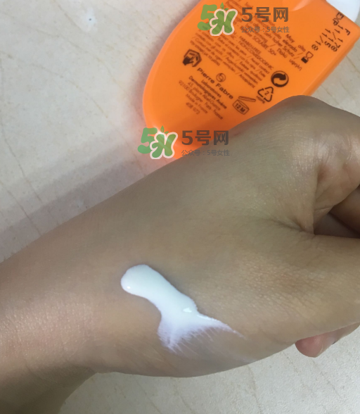 雅漾防曬霜怎么樣？雅漾防曬霜防水嗎？