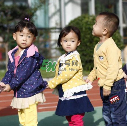 上幼兒園前應(yīng)該學(xué)會什么？上幼兒園前要學(xué)會什么？