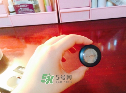 mac時(shí)尚焦點(diǎn)小眼影多少錢？mac焦點(diǎn)小眼影專柜價(jià)格