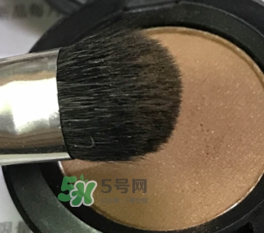 mac時(shí)尚焦點(diǎn)小眼影多少錢？mac焦點(diǎn)小眼影專柜價(jià)格