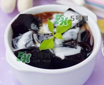 孕婦可以吃仙草凍嗎？仙草凍孕婦能吃嗎