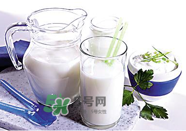 牛初乳孕婦可以吃嗎？牛初乳產(chǎn)婦可以吃嗎？
