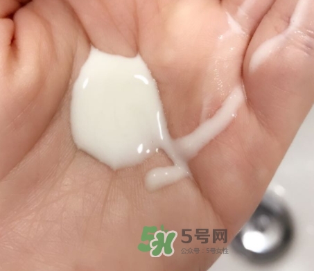 嬌韻詩(shī)牛奶水好用嗎？嬌韻詩(shī)牛奶水孕婦可以用嗎