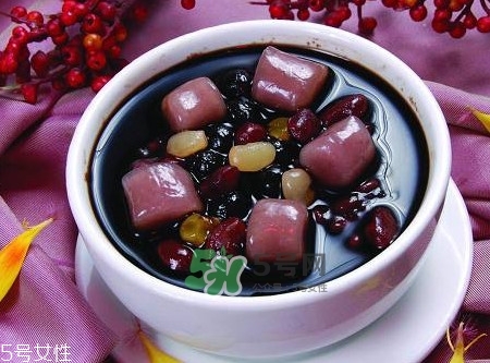 燒仙草是什么做的？燒仙草是發(fā)物嗎