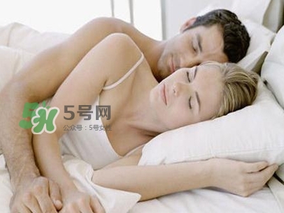 安全套越薄越好嗎？超薄避孕套會破嗎？