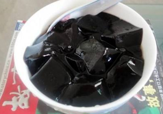 燒仙草是黑涼粉嗎？燒仙草和黑涼粉的區(qū)別
