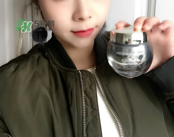 赫蓮娜至美溯顏菁華霜好用嗎？赫蓮娜至美溯顏菁華霜怎么樣？