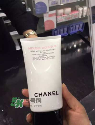 香奈兒山茶花洗面奶好用嗎？香奈兒山茶花洗面奶怎么樣？