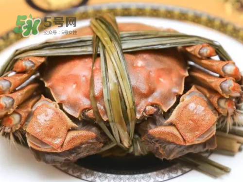 大閘蟹可以帶上飛機(jī)嗎？坐飛機(jī)可以帶大閘蟹嗎？