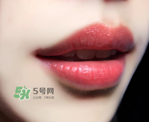 tf白管05是什么顏色？tom ford白管05適合黃皮嗎？