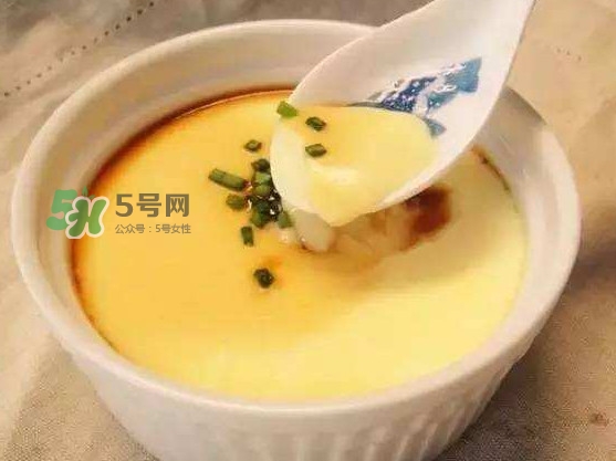 蒸雞蛋是冷水上鍋蒸嗎？蒸雞蛋是用冷水還是熱水？