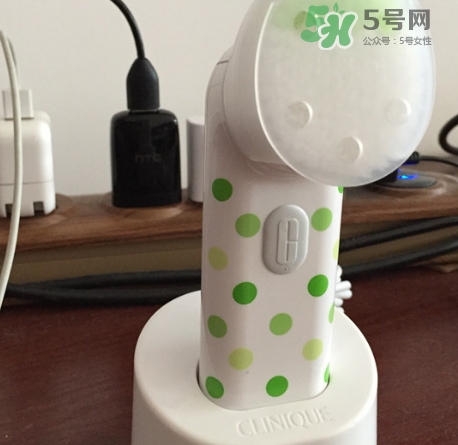 倩碧聲波潔面儀怎么充電？倩碧潔面儀充電燈不亮