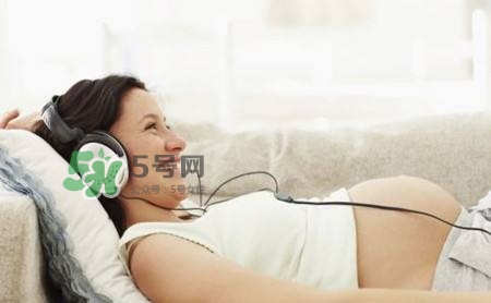 胎教音樂聽多長(zhǎng)時(shí)間合適？胎教音樂要重復(fù)聽嗎？