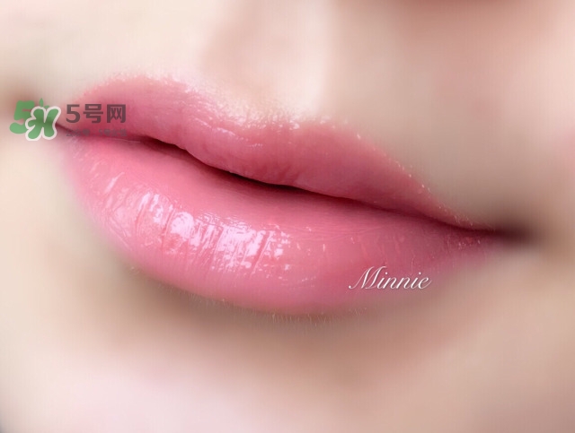 保濕口紅哪個(gè)牌子好？什么牌子的口紅保濕效果好