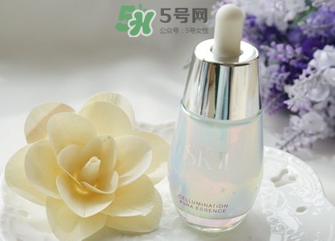 sk2小紅瓶和小燈泡精華哪個(gè)好？sk2小燈泡和小銀瓶精華區(qū)別