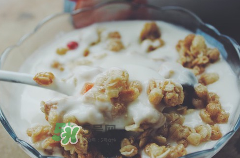 卡樂(lè)比熱帶椰子口味好吃嗎？卡樂(lè)比熱帶椰子麥片怎么樣？