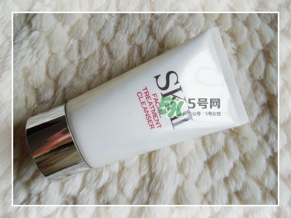 SK2護(hù)膚潔面霜怎么樣？sk2潔面霜是洗面奶嗎？
