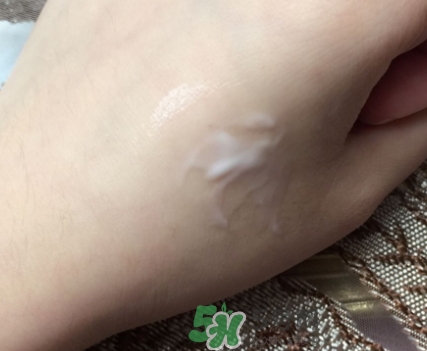 HR赫蓮娜小綠管眼霜怎么用？赫蓮娜小綠管使用方法