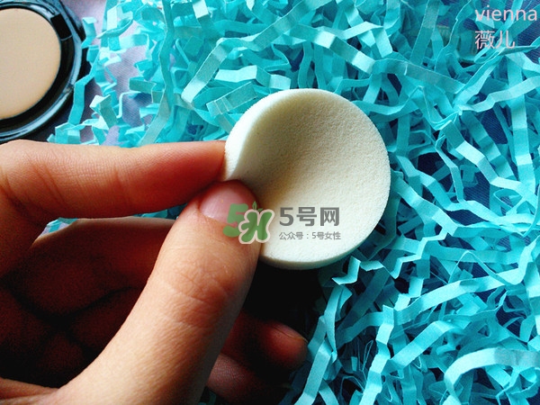 Bobbi Brown芭比波朗粉凝霜怎么樣？芭比波朗無感持妝粉凝霜好用嗎？