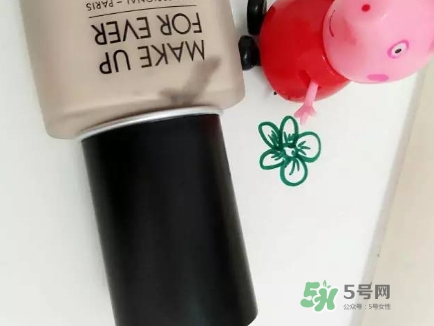 玫珂菲水粉霜怎么樣？玫珂菲全新雙用水粉霜好用嗎？