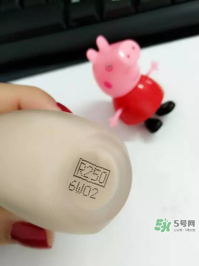 玫珂菲水粉霜怎么樣？玫珂菲全新雙用水粉霜好用嗎？