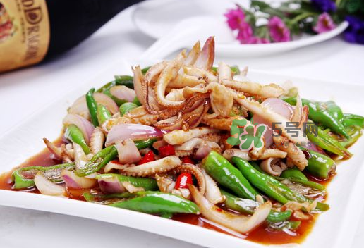 八爪魚不能和什么一起吃？八爪魚什么人不能吃？