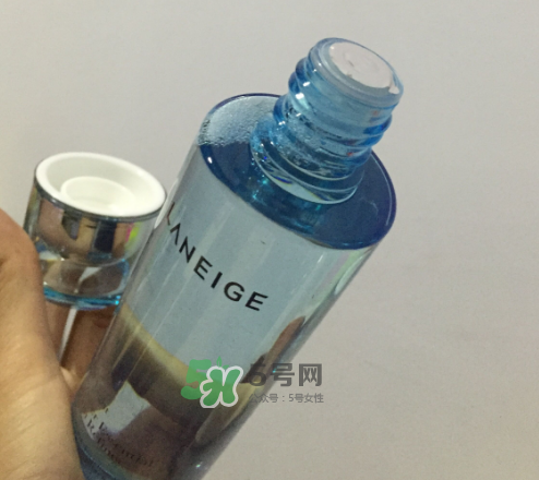 蘭芝水凝輕盈精華水怎么樣？蘭芝水凝輕盈精華水好用嗎？