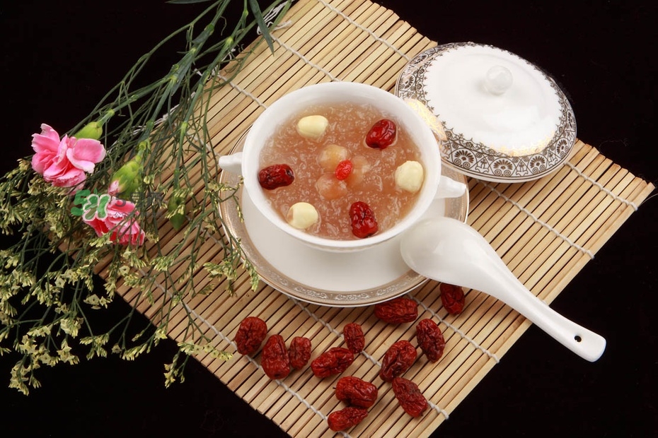 產(chǎn)后吃燕窩有什么好處？產(chǎn)后多久可以吃燕窩？