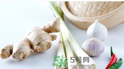 男人吃蔥壯陽嗎？男人吃蔥有什么好處？