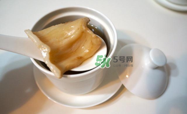 產(chǎn)后吃燕窩好還是花膠？花膠和燕窩可以一起吃嗎？