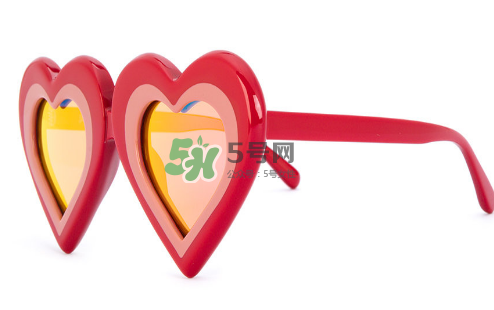 yazbukey墨鏡多少錢？yazbukey太陽鏡什么價(jià)位？