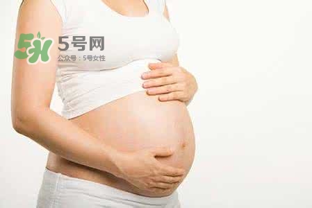 孕婦睡覺能伸懶腰嗎？孕婦睡覺伸懶腰對(duì)胎兒有什么影響？