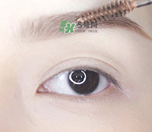 煙熏妝怎么畫(huà)？煙熏妝的畫(huà)法步驟圖解
