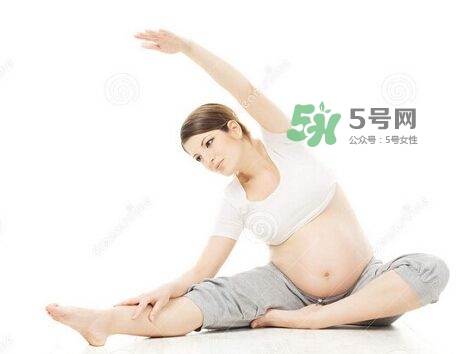 孕婦睡覺能伸懶腰嗎？孕婦睡覺伸懶腰對(duì)胎兒有什么影響？
