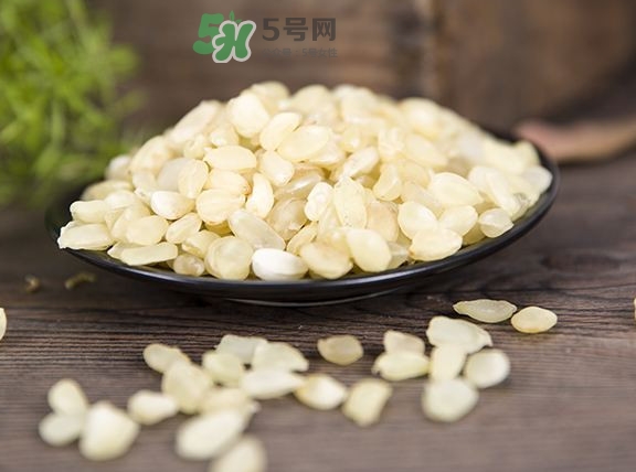 皂角米有沒有美容功效？吃皂角米美容靠不靠譜？